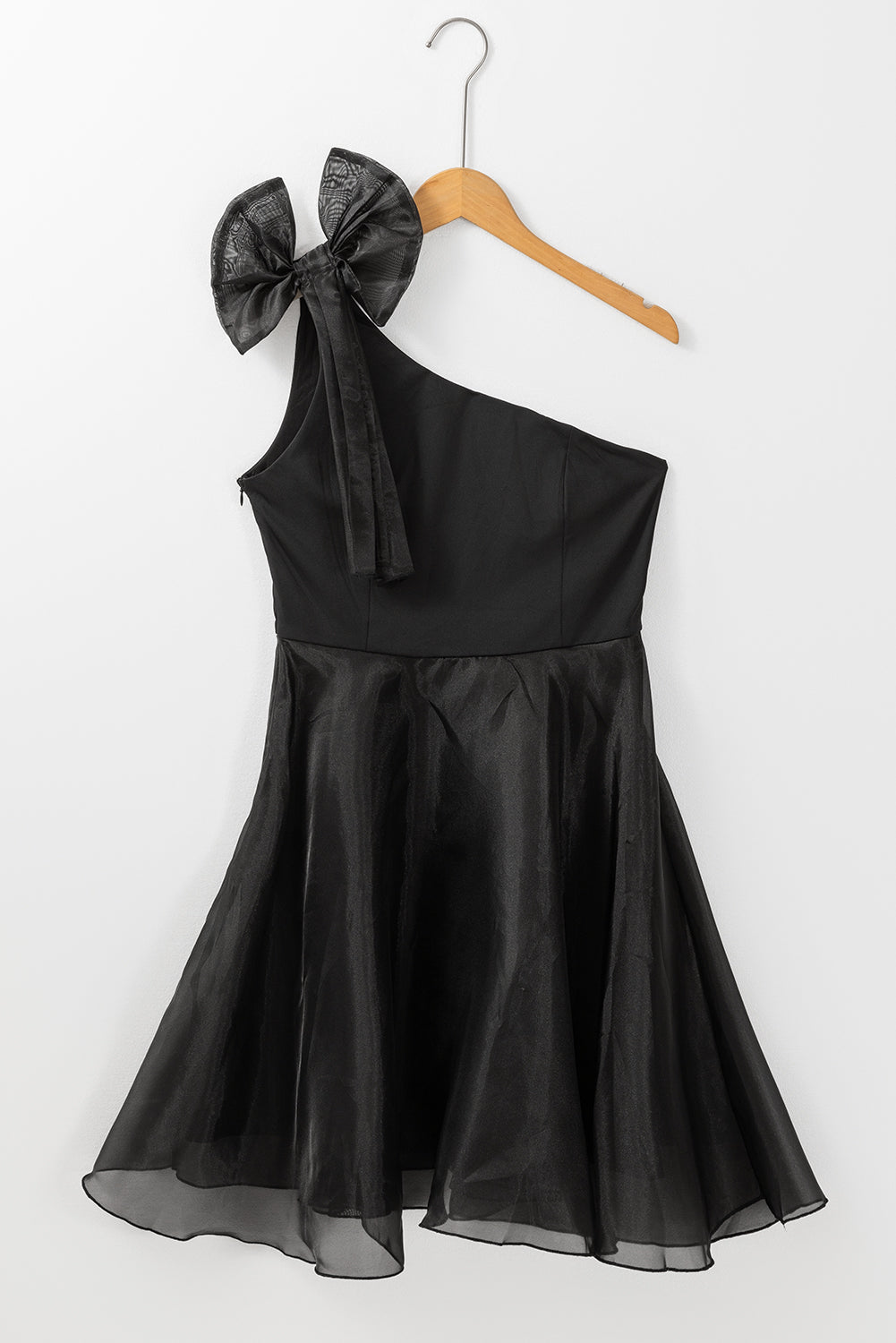 Black Bowtie One-shoulder Tulle Overlay Skater Dress